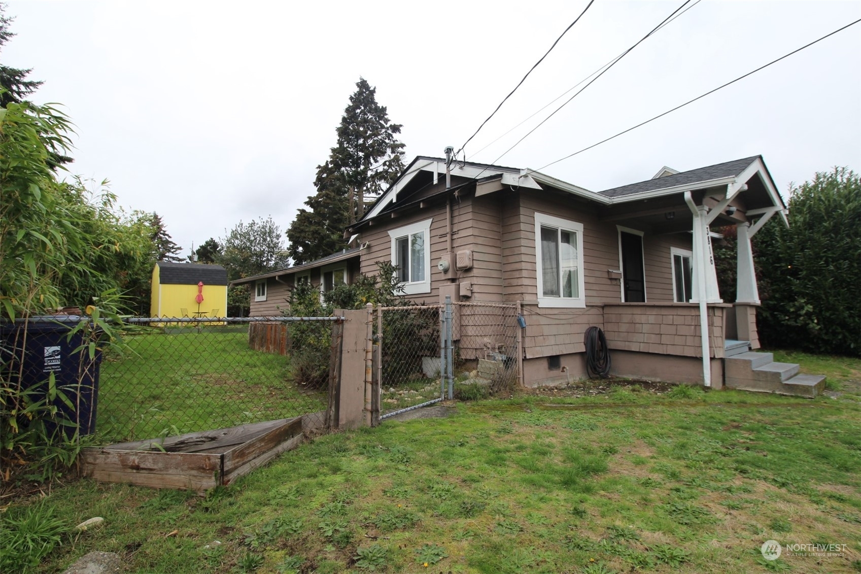 Property Photo:  3816  Alaska Street S  WA 98418 