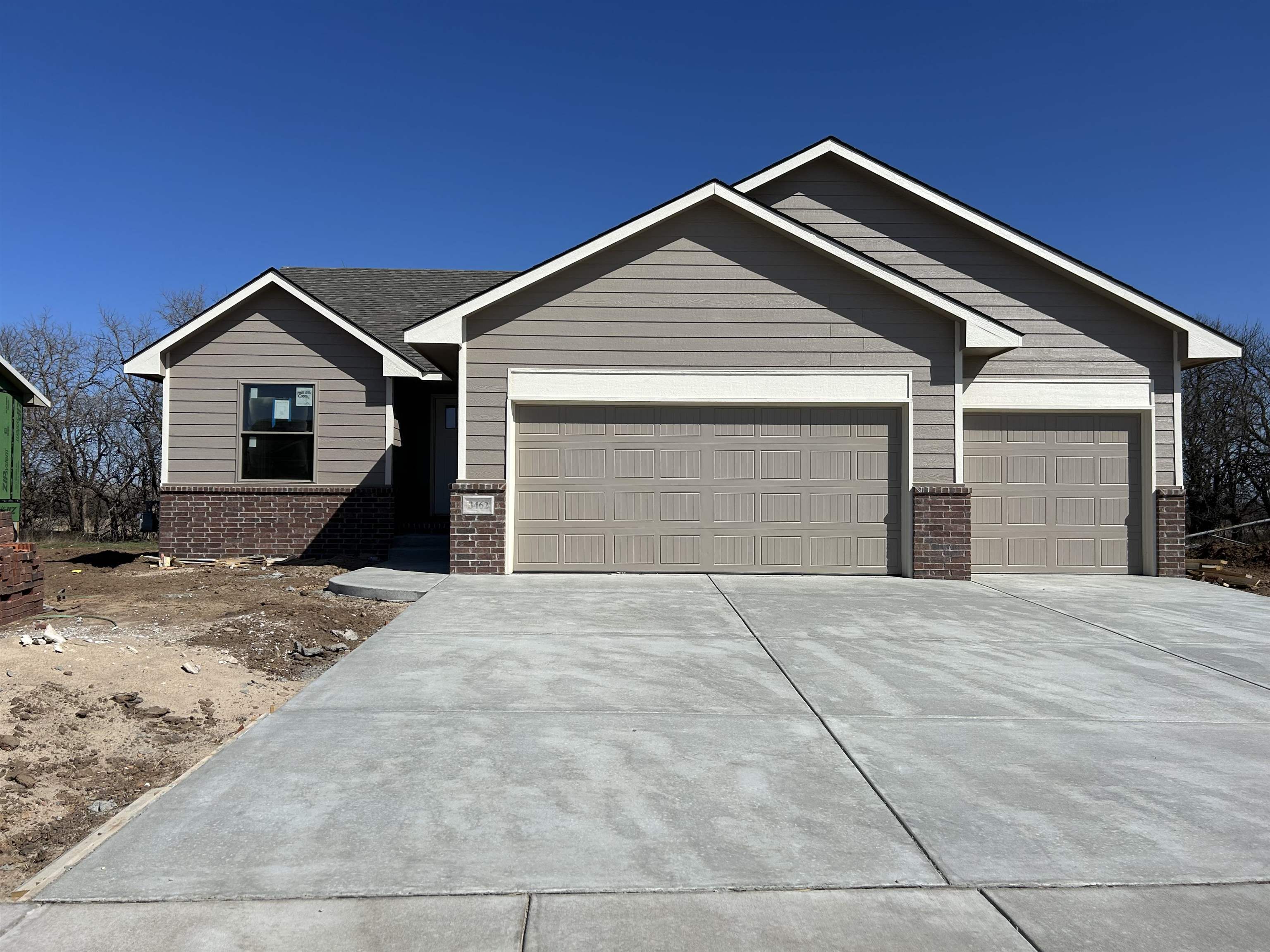Property Photo: 3462 N Forest Park St KS 67037