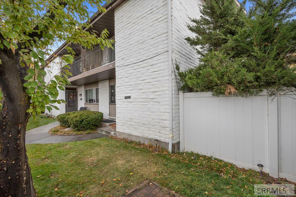 Property Photo:  1801 E 16th Street  ID 83404 