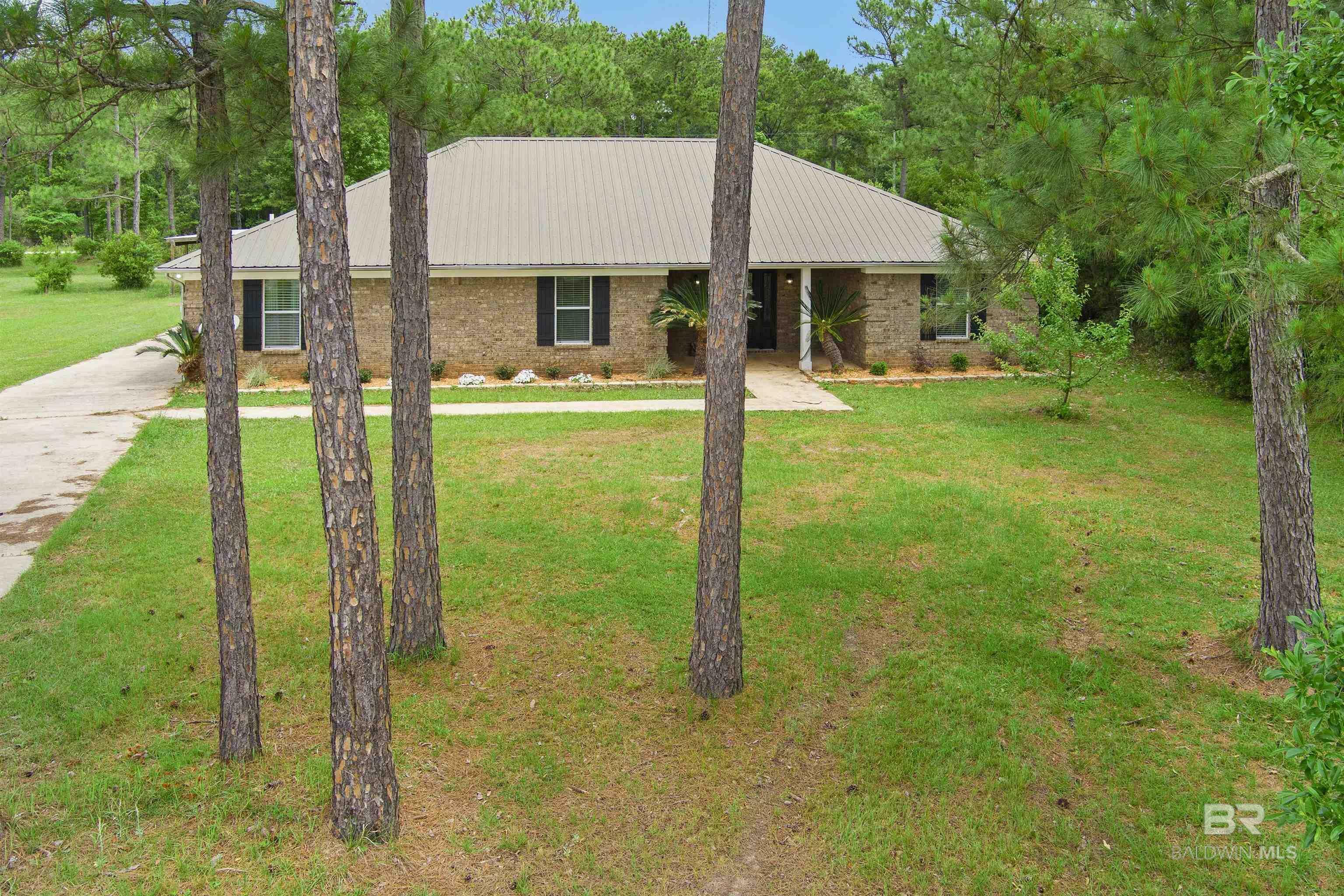 Property Photo: 3010 Drag Strip Lane AL 36523