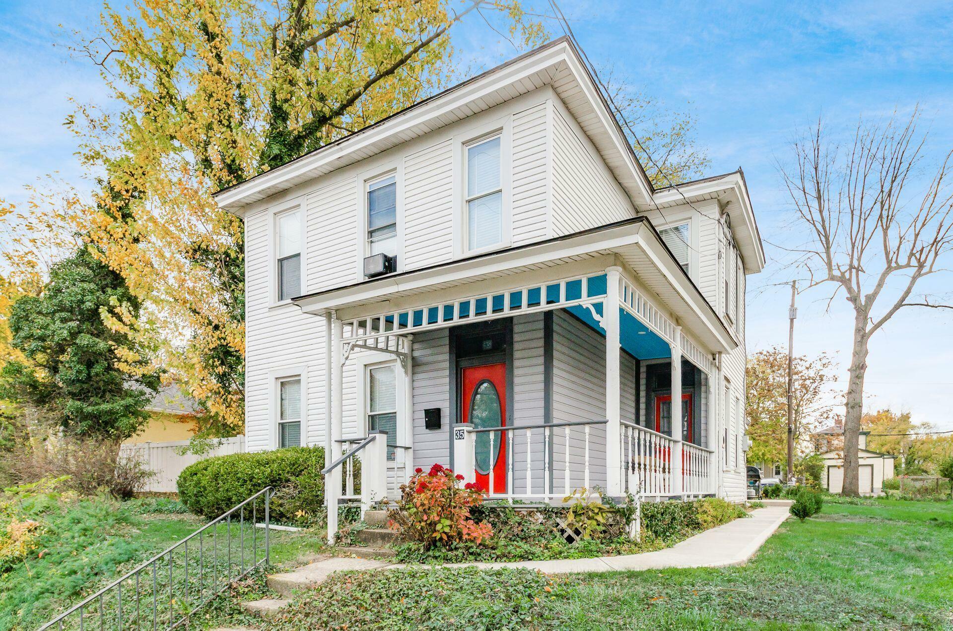 Property Photo: 35 E Arcadia Avenue OH 43202