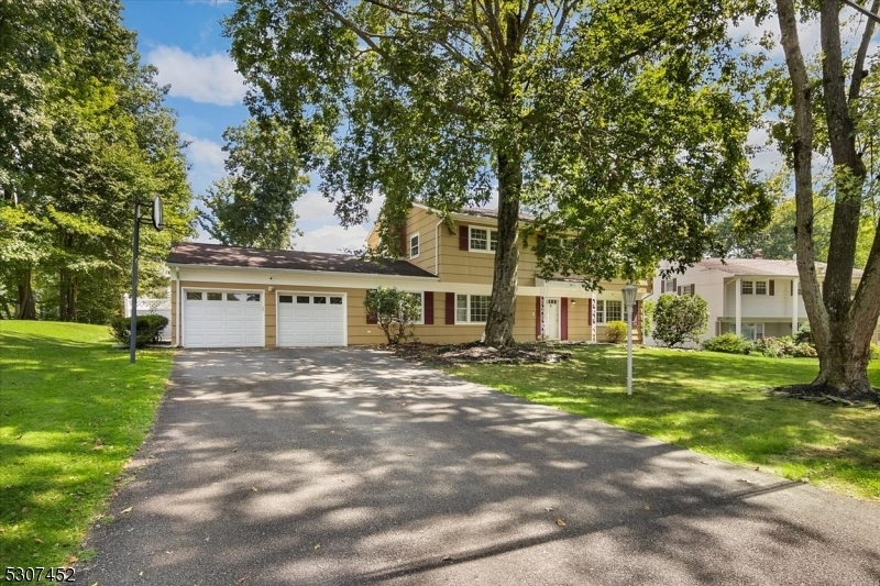 Property Photo:  35 Druid Hill Dr  NJ 07054 