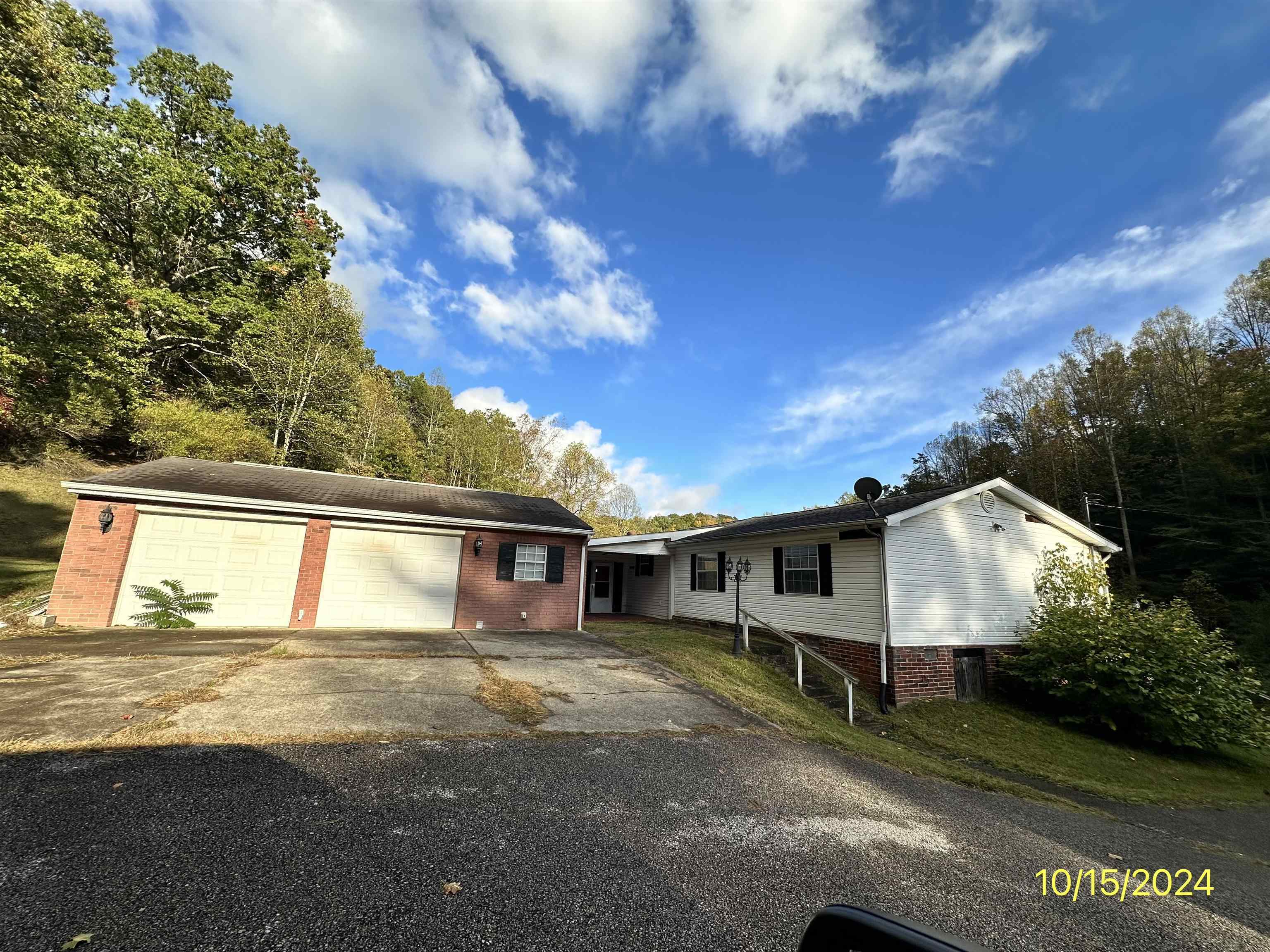 Property Photo:  786 Sleepy Creek Road  WV 25526 