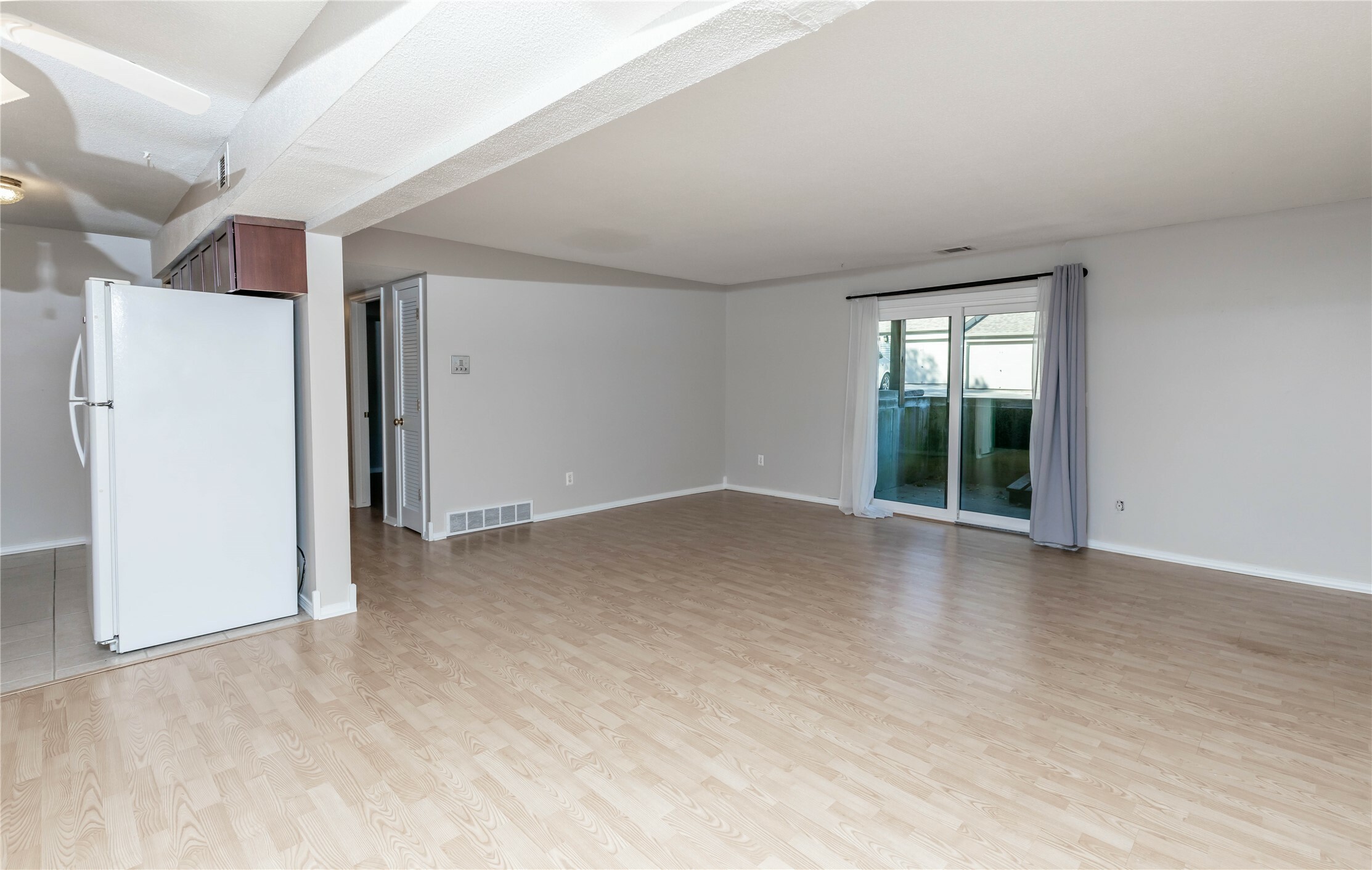 Property Photo:  9533 University Avenue 3  IA 50325 