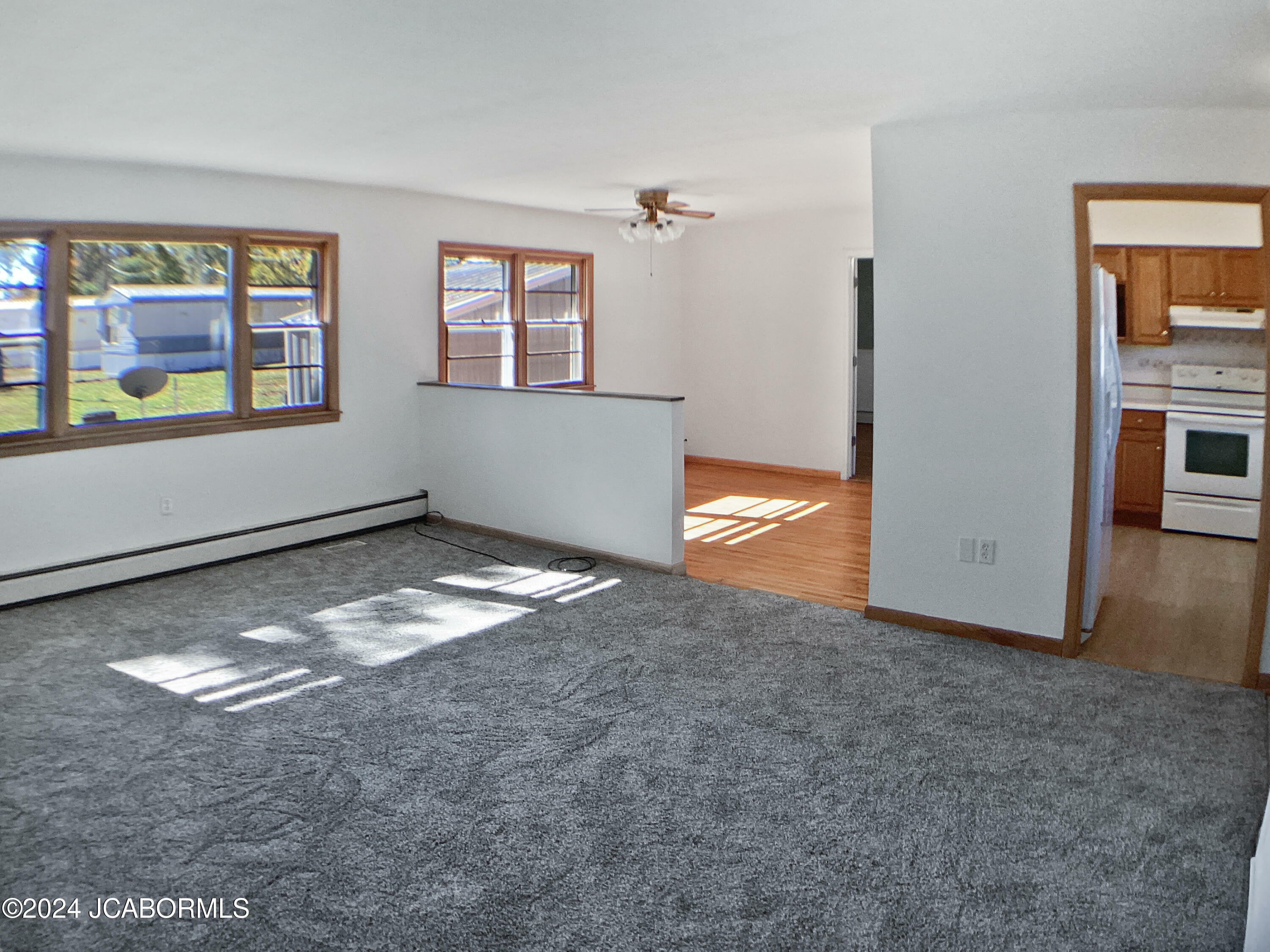 Property Photo:  112 E Johnson Avenue  MO 65010 