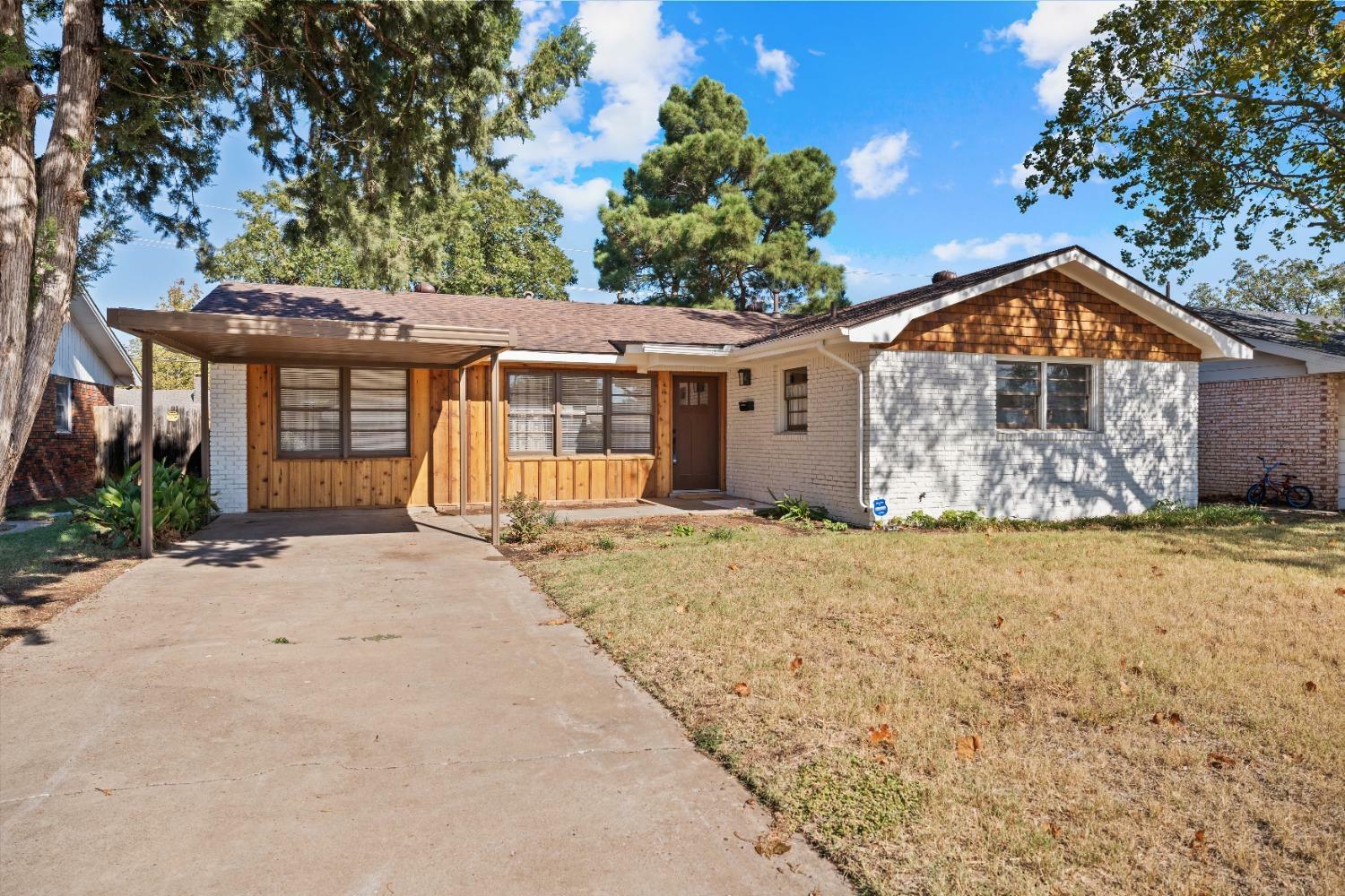 Property Photo:  4720 44th  TX 79414 