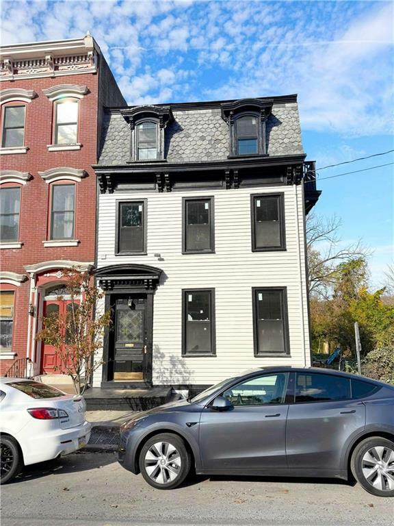 667 Ferry Street  Easton PA 18042 photo