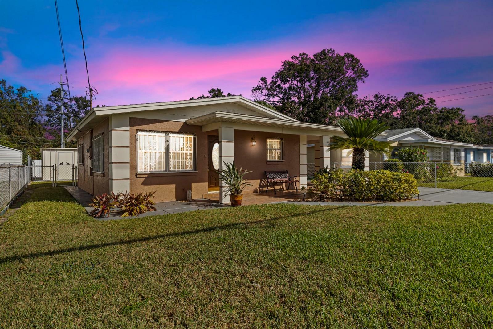 Property Photo:  3307 W Douglas Street  FL 33607 