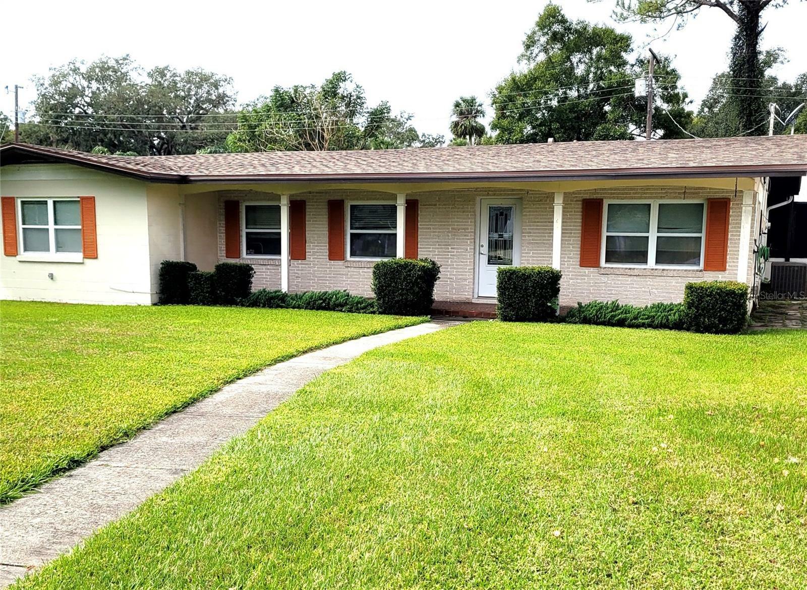 Property Photo:  2008 Lily Court  FL 32771 