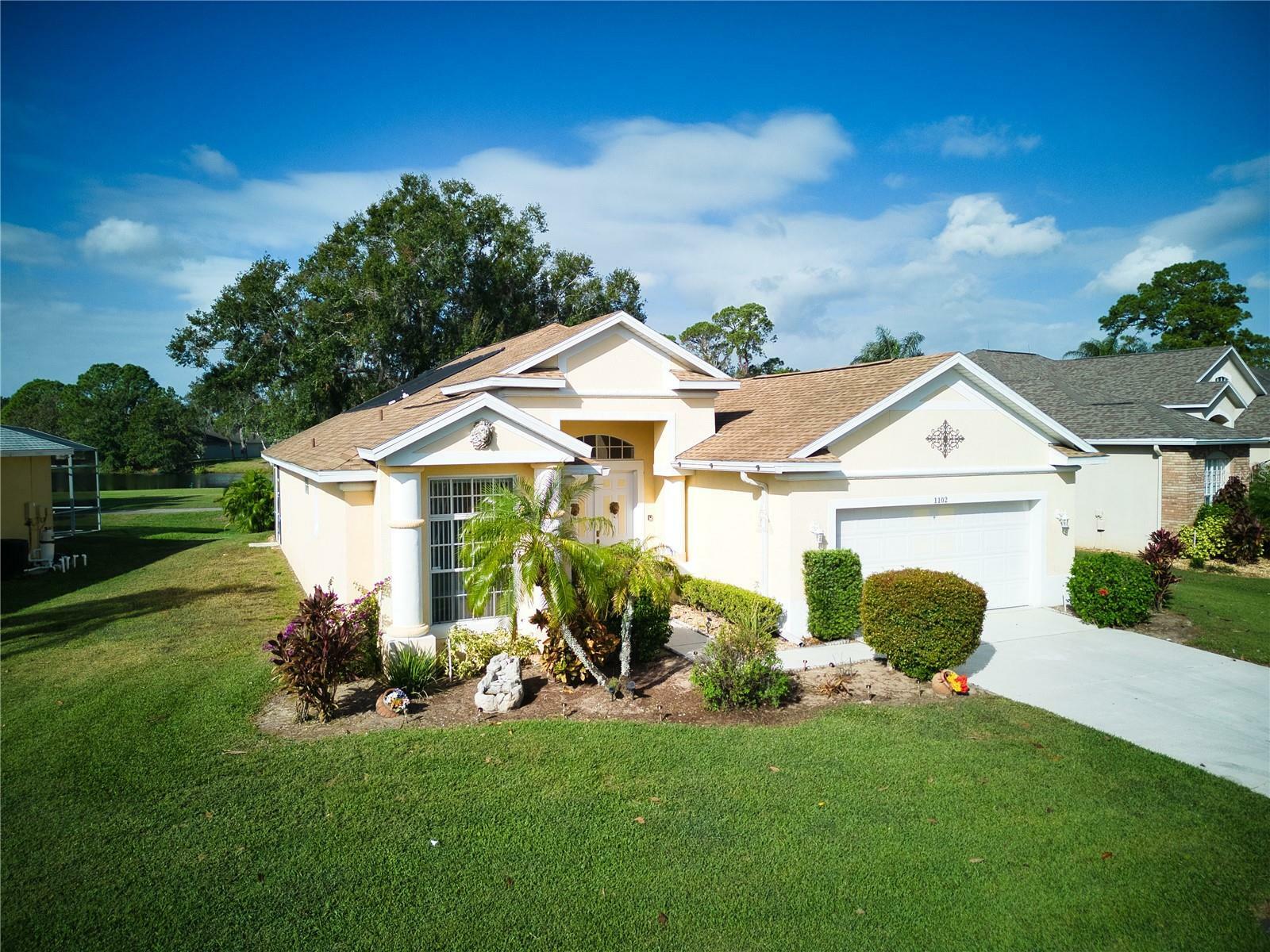 Property Photo:  1102 Golf Course Parkway  FL 33837 