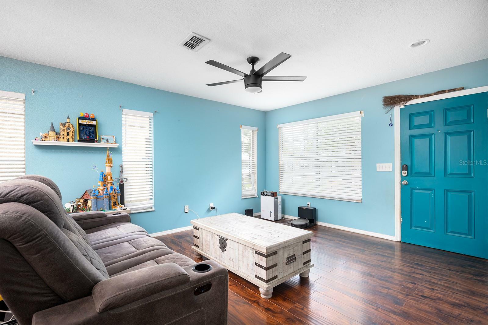 Property Photo:  9380 Dubois Boulevard  FL 32825 