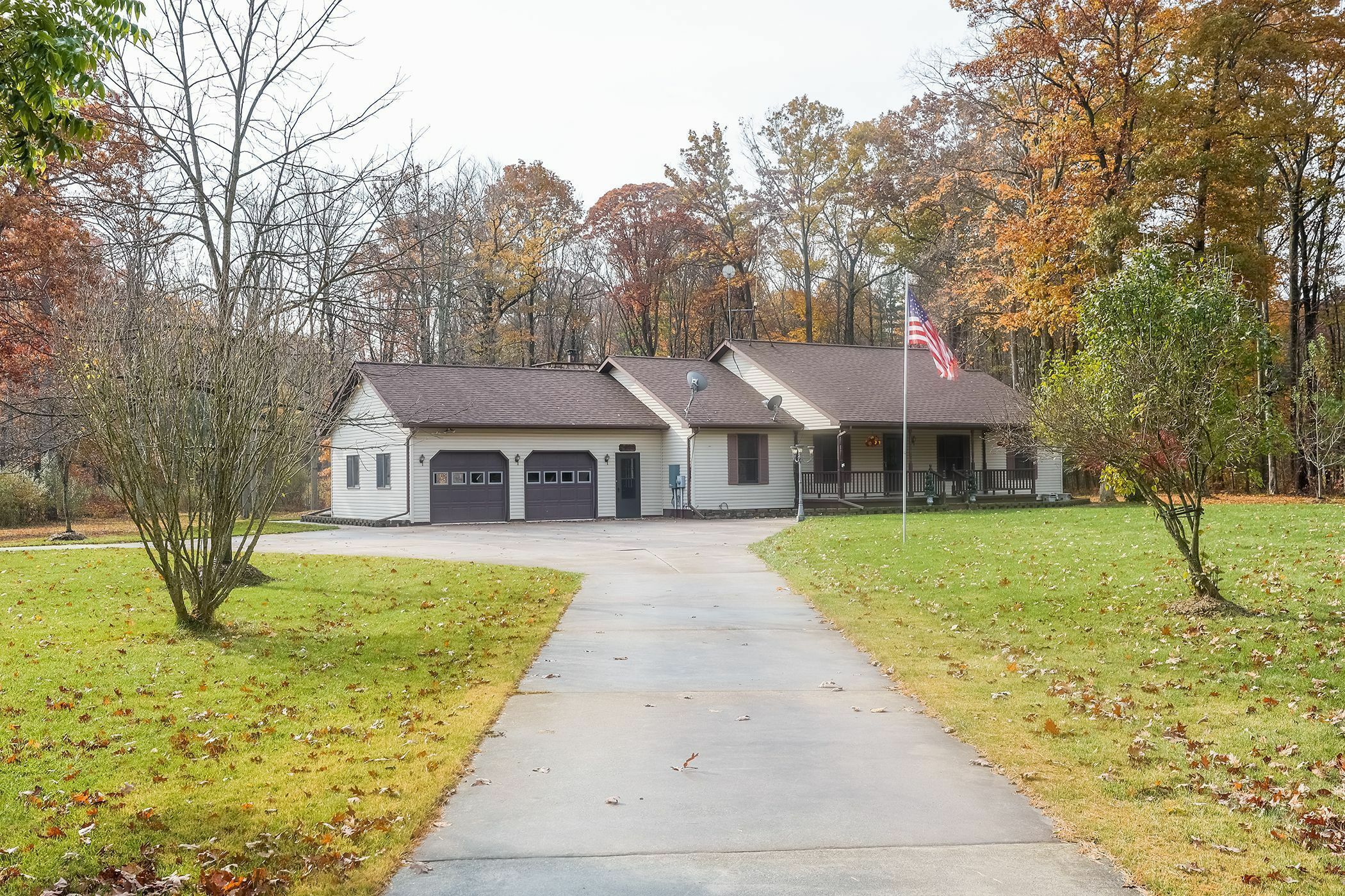 Property Photo:  5343 Davis Road  MI 48079 2015 