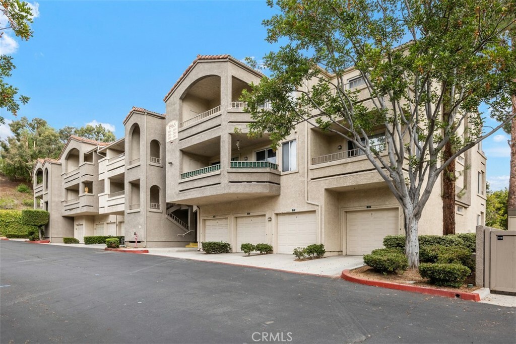 1965 Las Colinas Circle 205  Corona CA 92879 photo