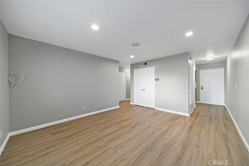 Property Photo:  5905 Rosemead Boulevard 15  CA 90660 