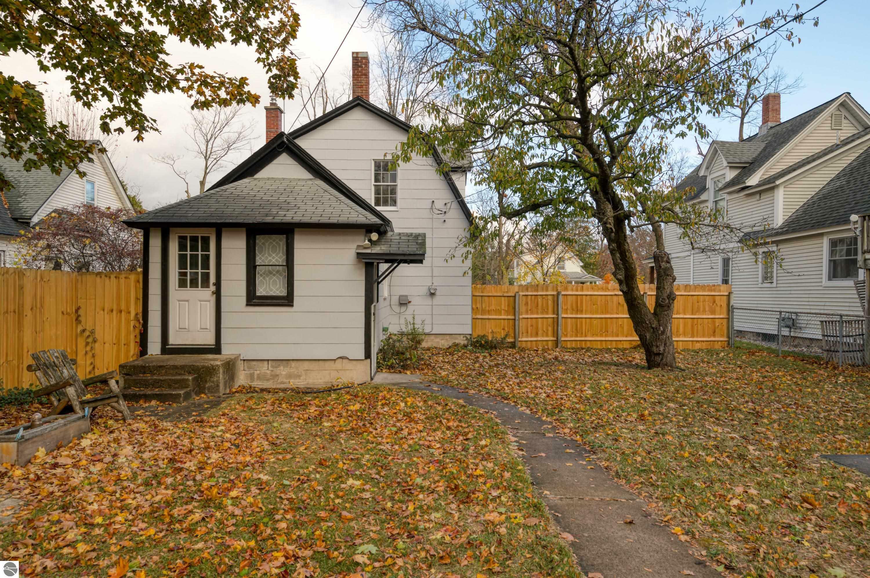 Property Photo:  607 W Tenth Street  MI 49684 