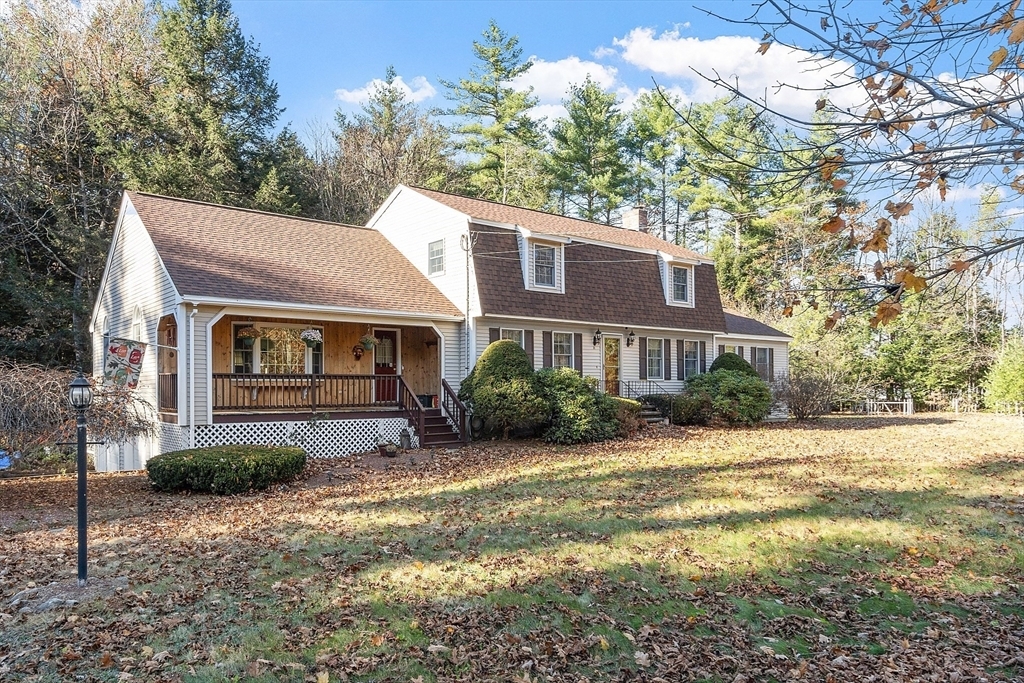 Property Photo:  31 Old Battery Rd  MA 01474 