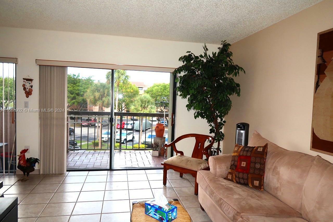 Property Photo:  5800 SW 127th Ave 2307  FL 33183 