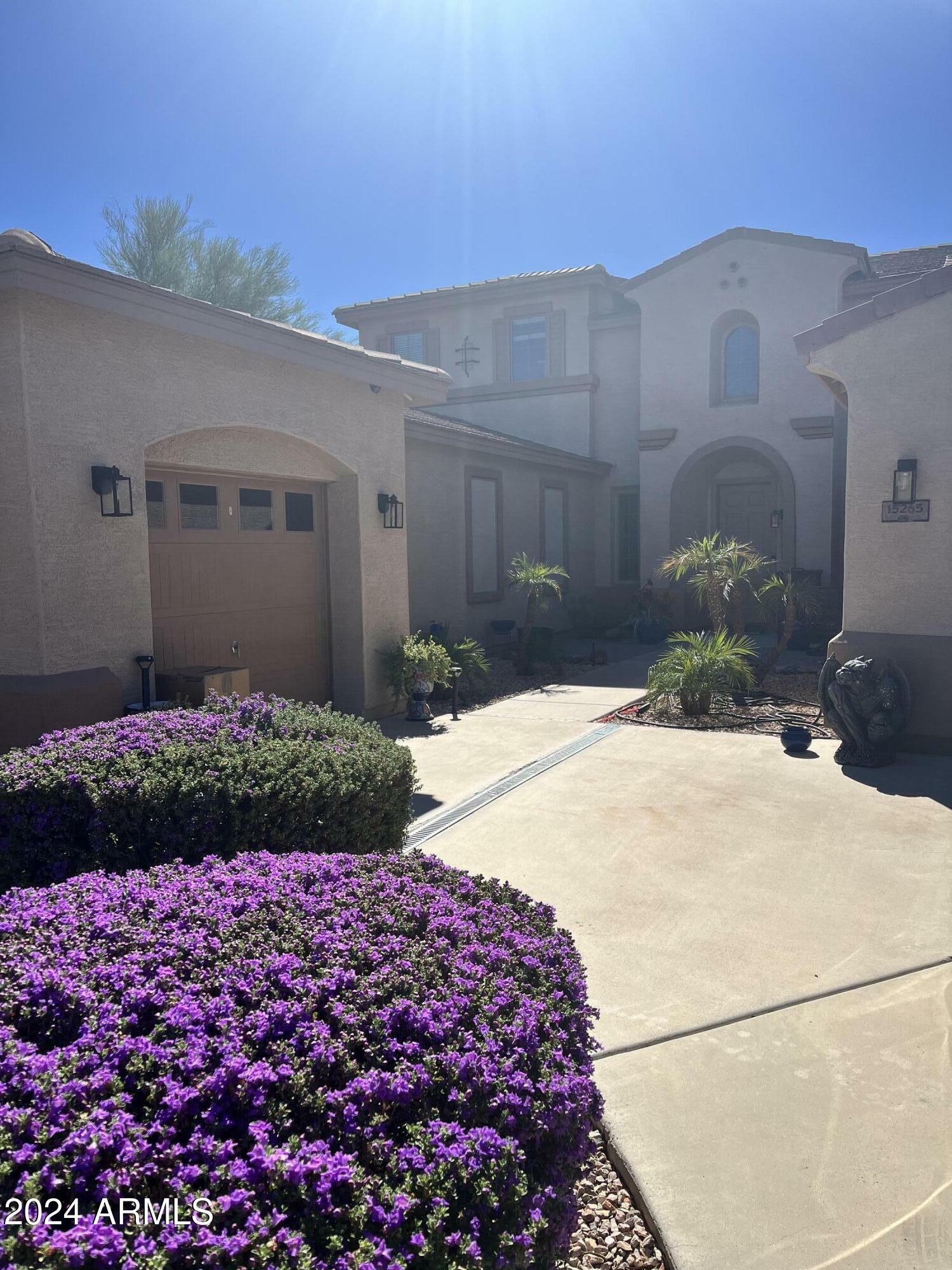 15265 W Montecito Avenue  Goodyear AZ 85395 photo