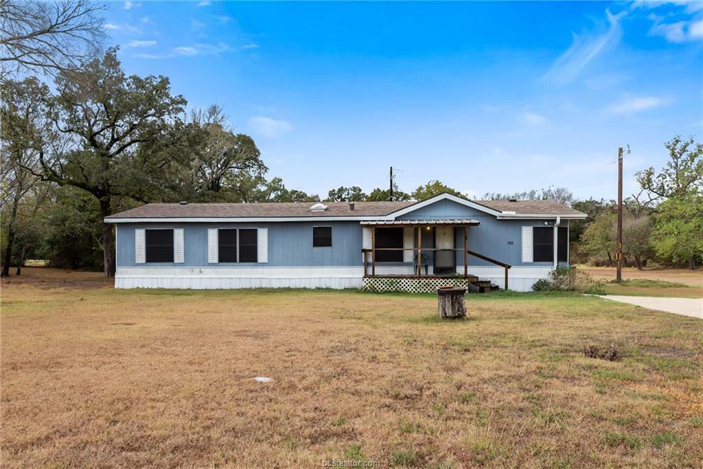 Property Photo:  3295 McDonald Avenue  TX 77807 