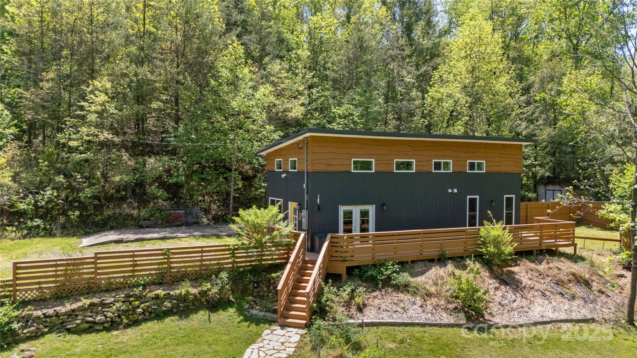 Property Photo: 89 Flynn Branch Road NC 28804