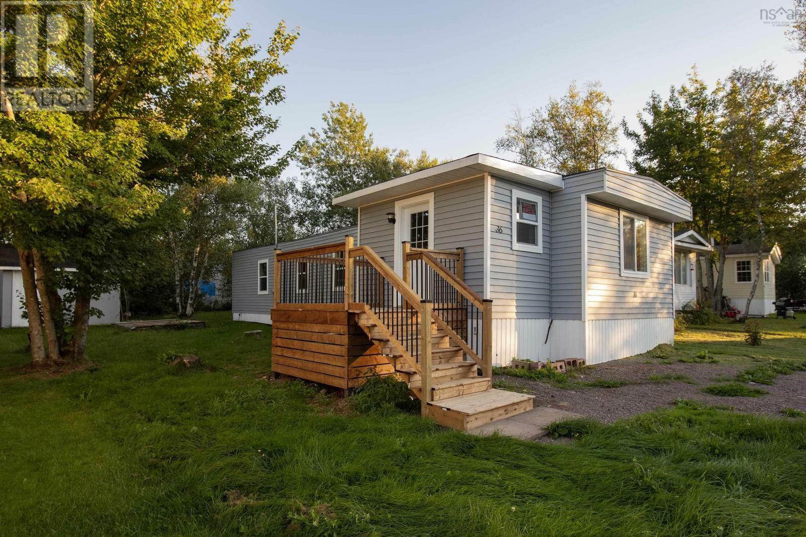 Property Photo:  36 Bayview Drive  NS B4H 4E7 