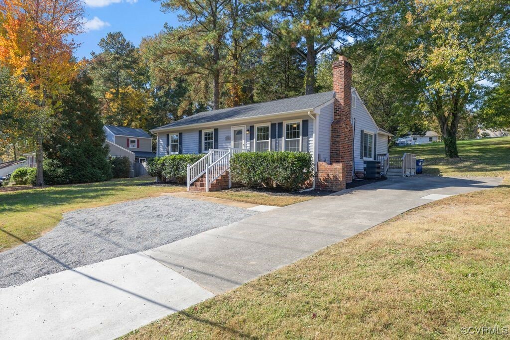 Property Photo:  144 N Arch Road  VA 23236 