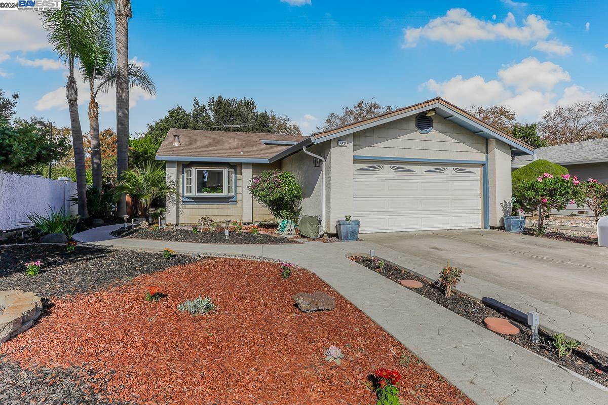 Property Photo:  33134 Quail Dr  CA 94587 