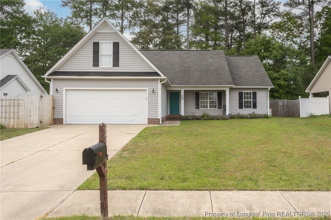 Property Photo: 762 Conestoga Drive NC 28314