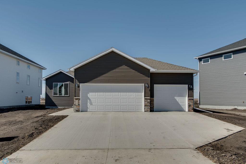 Property Photo:  6669 Belding Dr S  ND 58104 