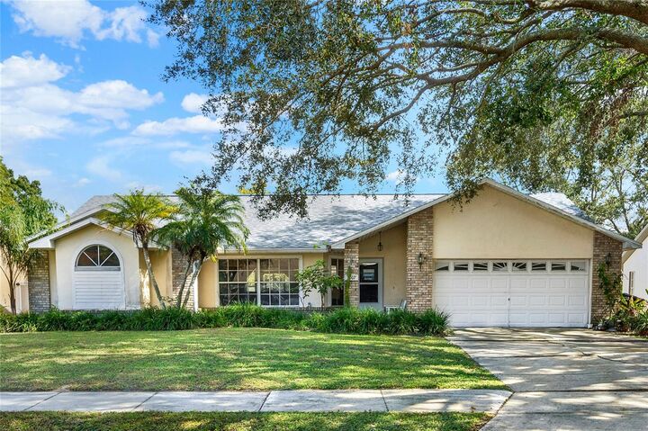 Property Photo: 1007 Tony Circle FL 34772