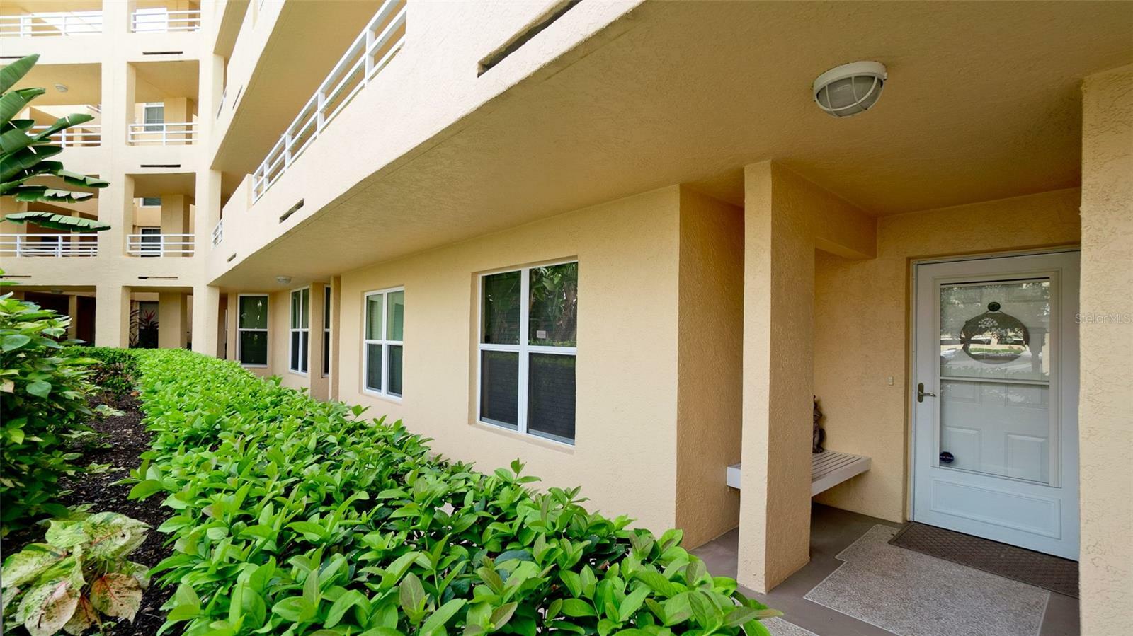 Property Photo:  4480 Fairways Boulevard 109  FL 34209 