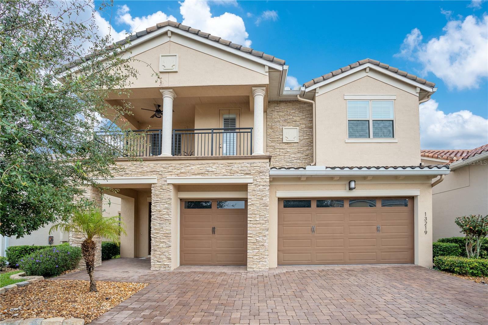 Property Photo: 13219 Woodford Street FL 32832