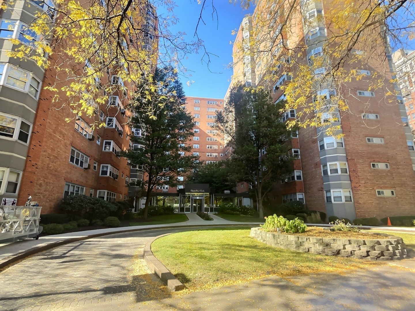 Property Photo:  4970 N Marine Drive 224  IL 60640 