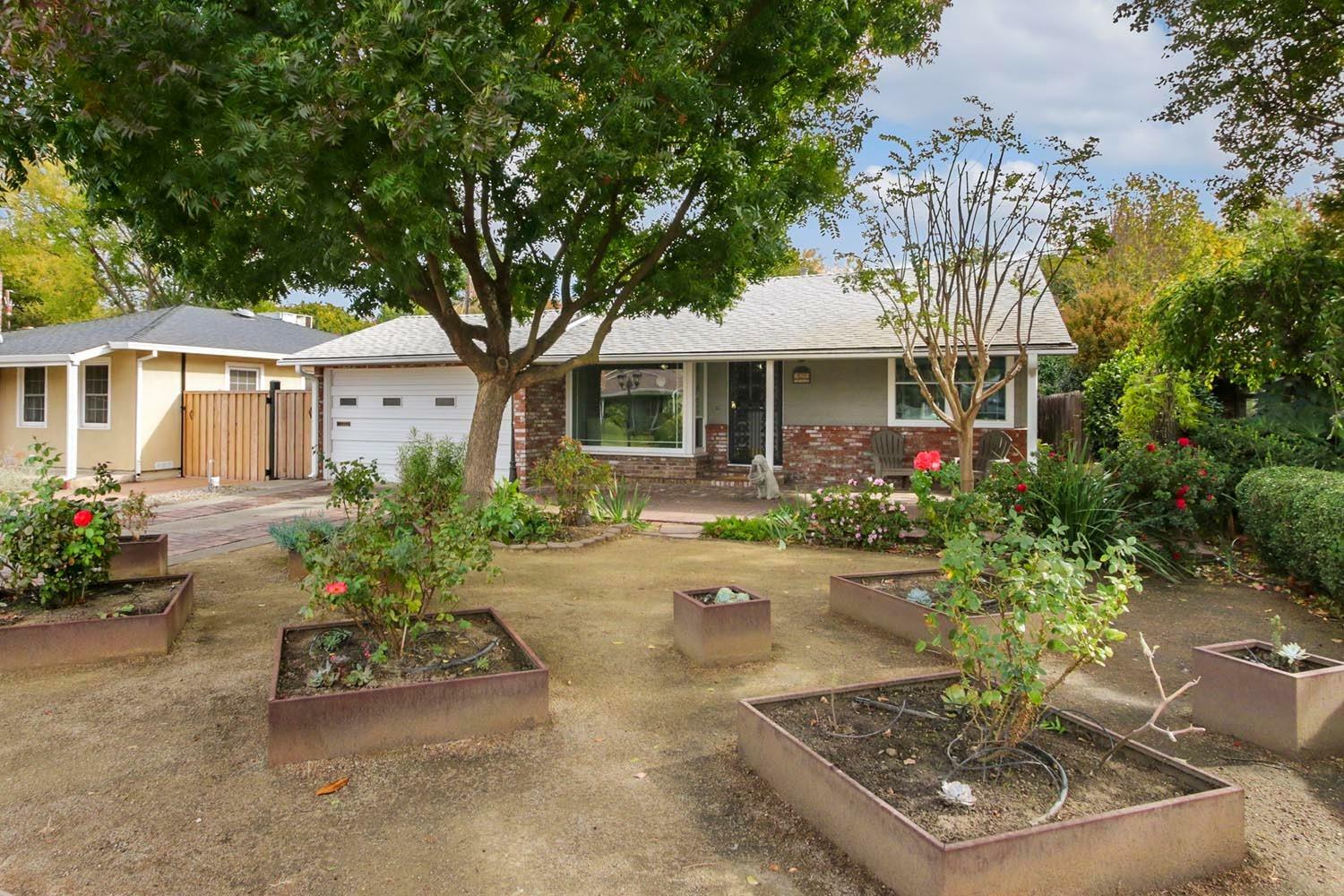 121 43rd Street  Sacramento CA 95819 photo