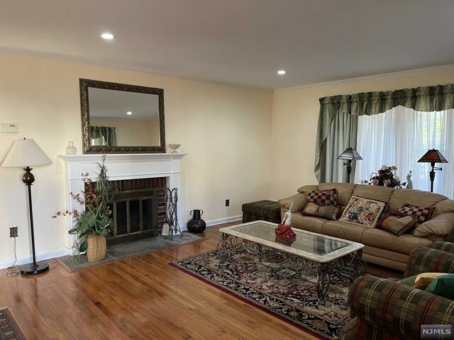 151 Thatcher Road  Tenafly NJ 07670 photo