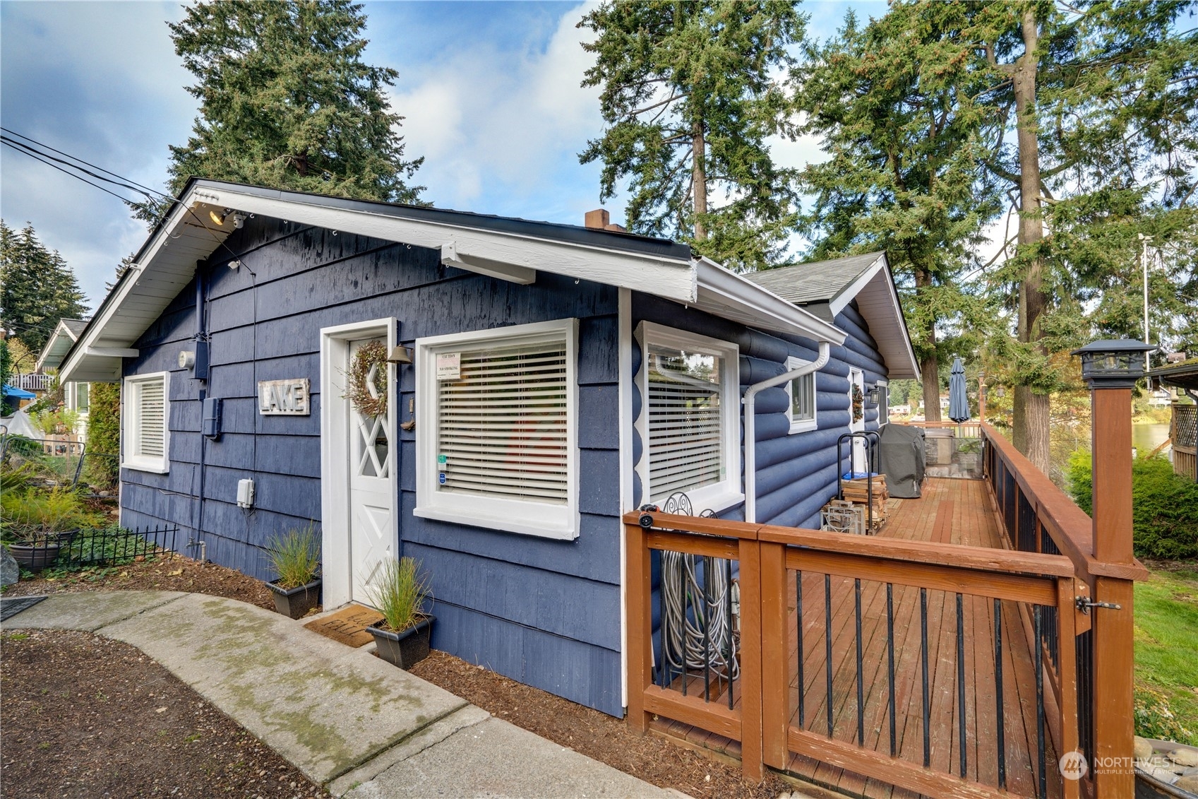 Property Photo:  2204 S 308th Street  WA 98003 