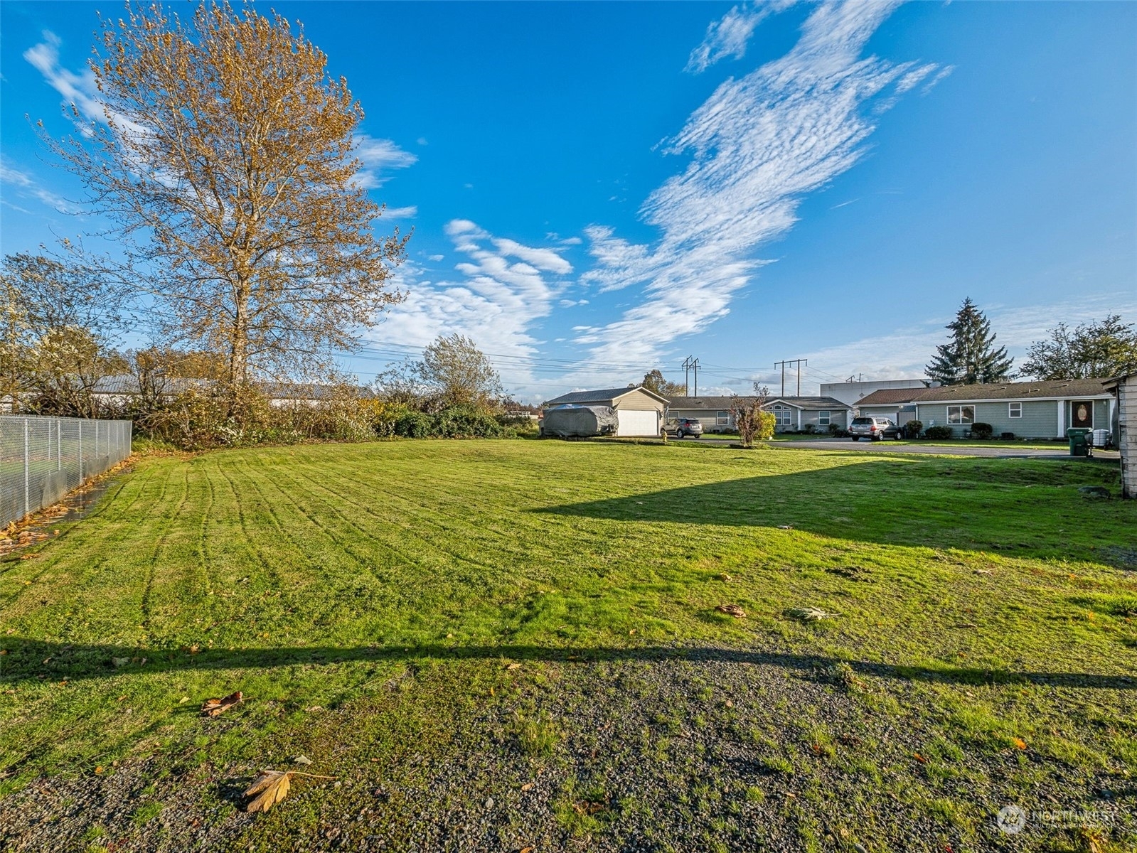 Property Photo:  220 NW Clay Street NW  WA 98001 