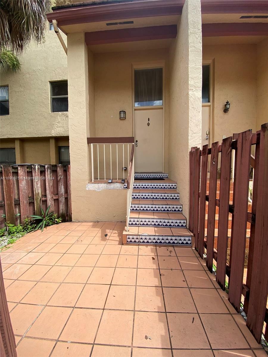 Property Photo:  361 W Park Dr 14-8  FL 33172 