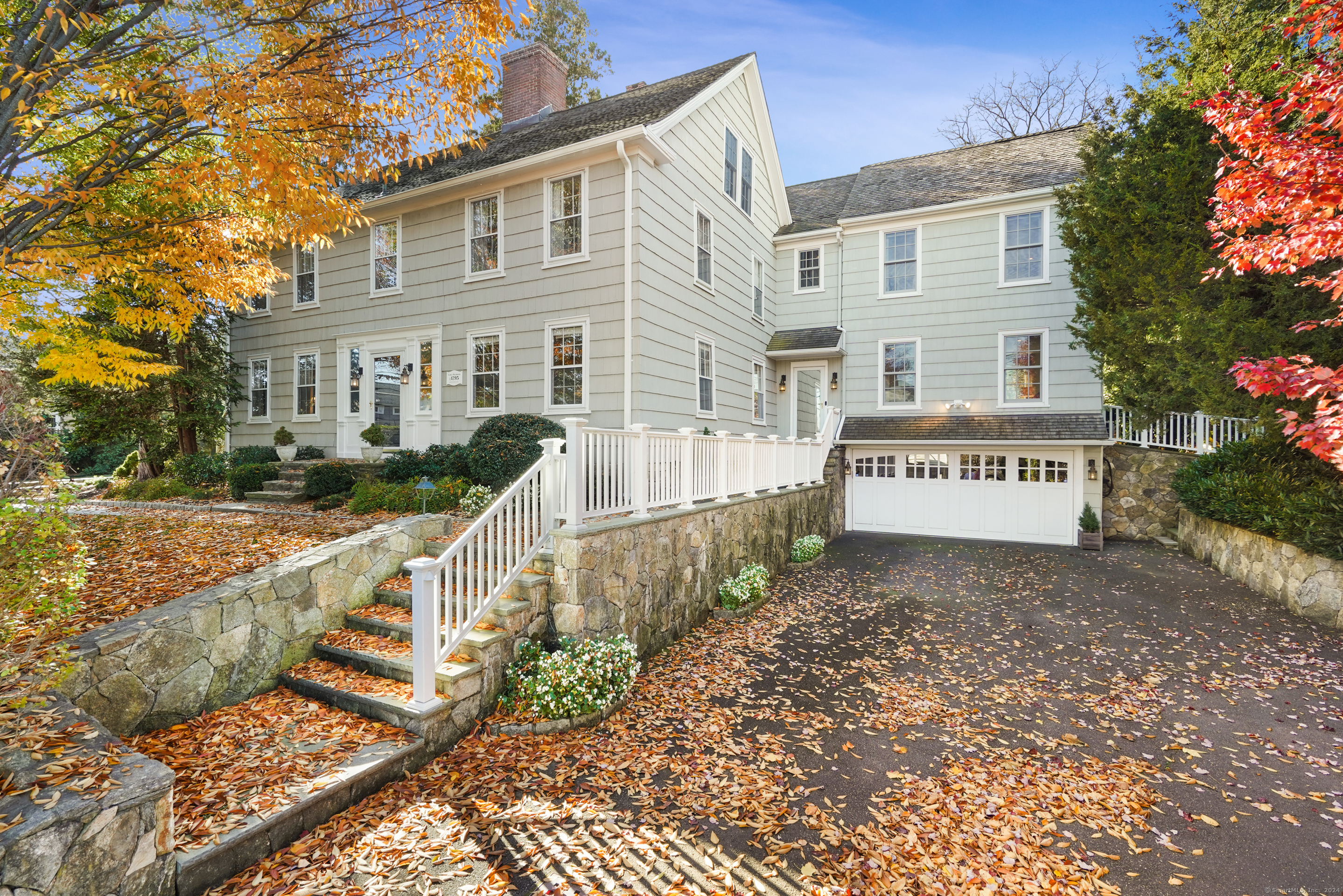 Property Photo:  216 Hillspoint Road  CT 06880 