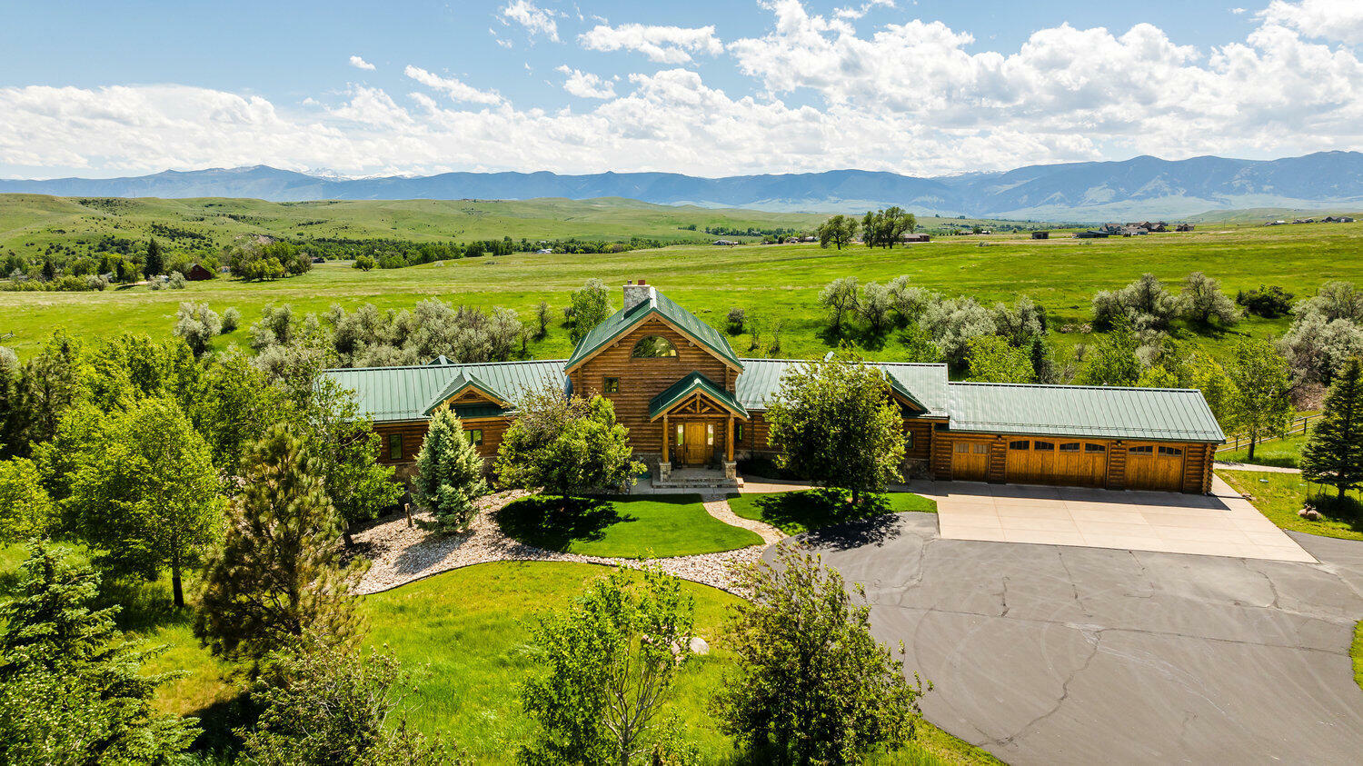 Property Photo: 48 Golf Course Road WY 82801