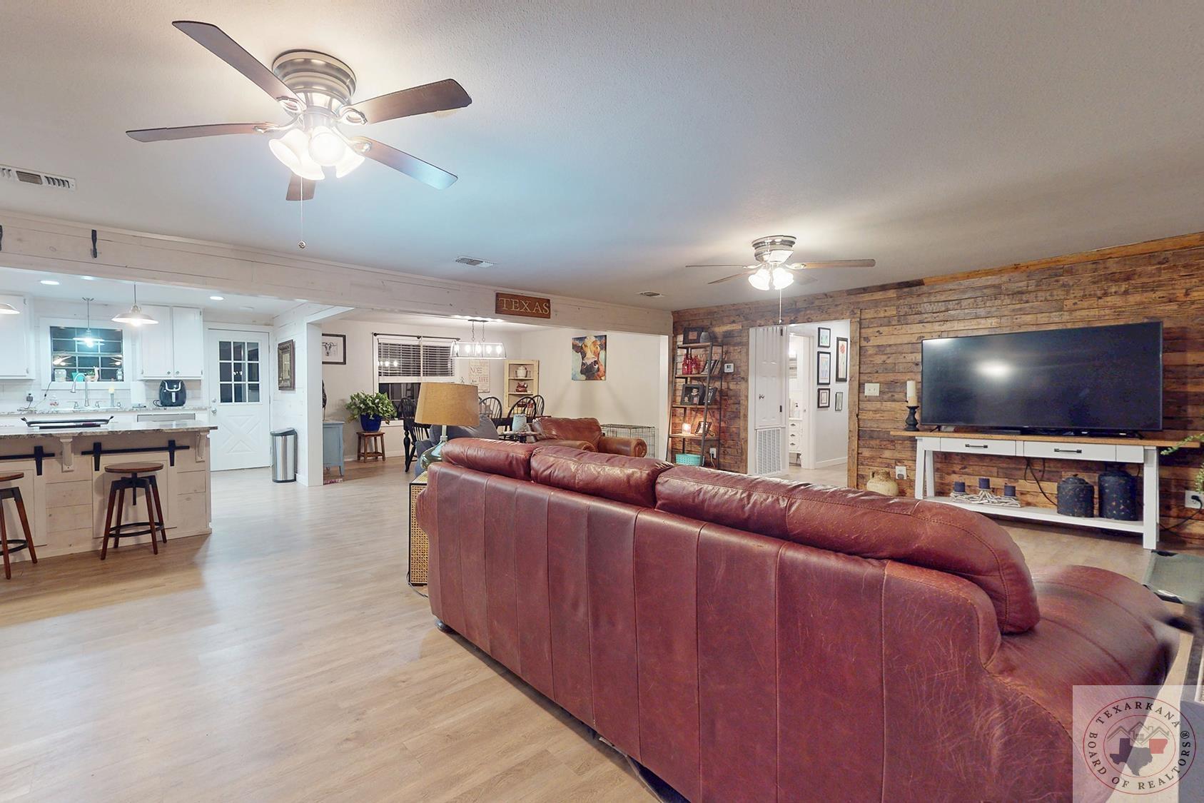 Property Photo: 2665 Cr 4126 TX 75570