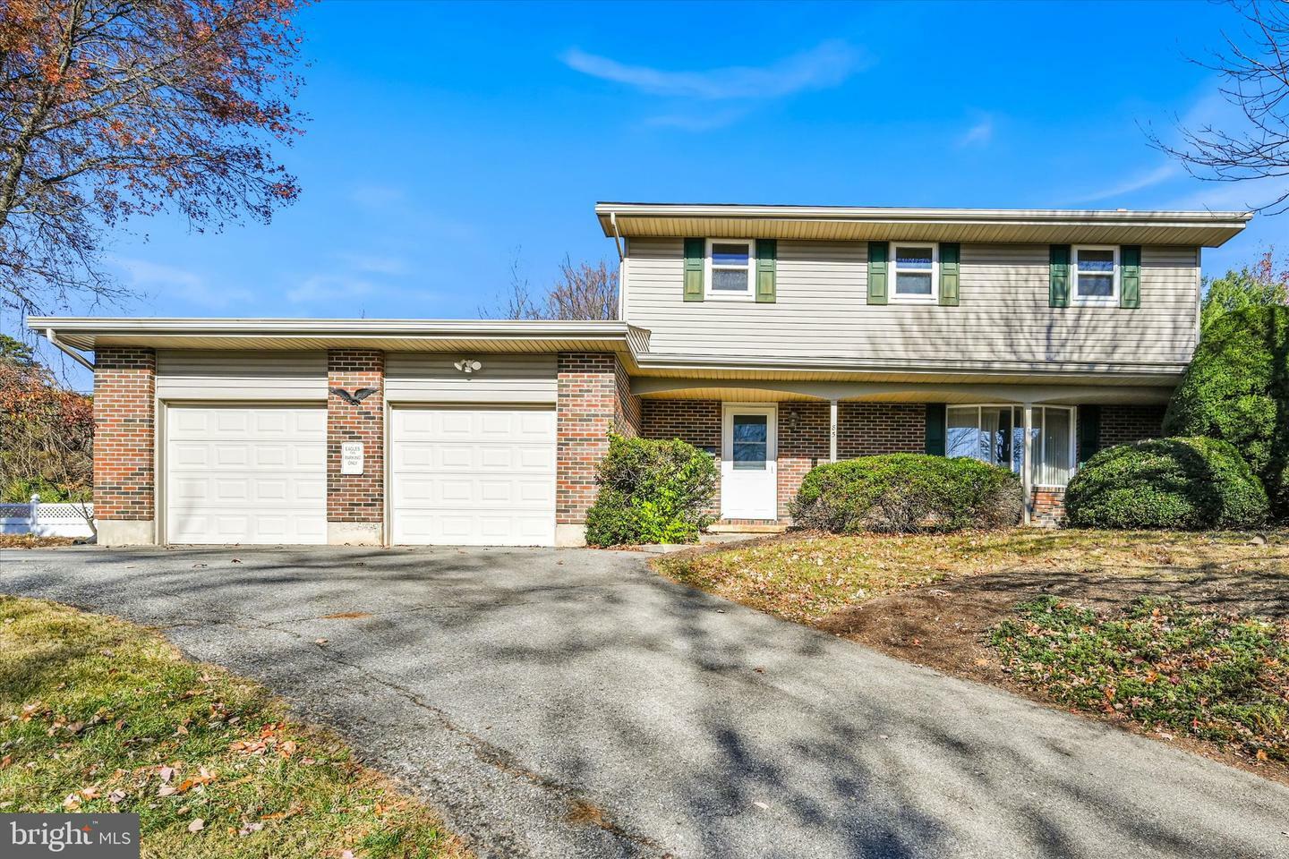 Property Photo:  85 Wyomissing Hills Boulevard  PA 19609 