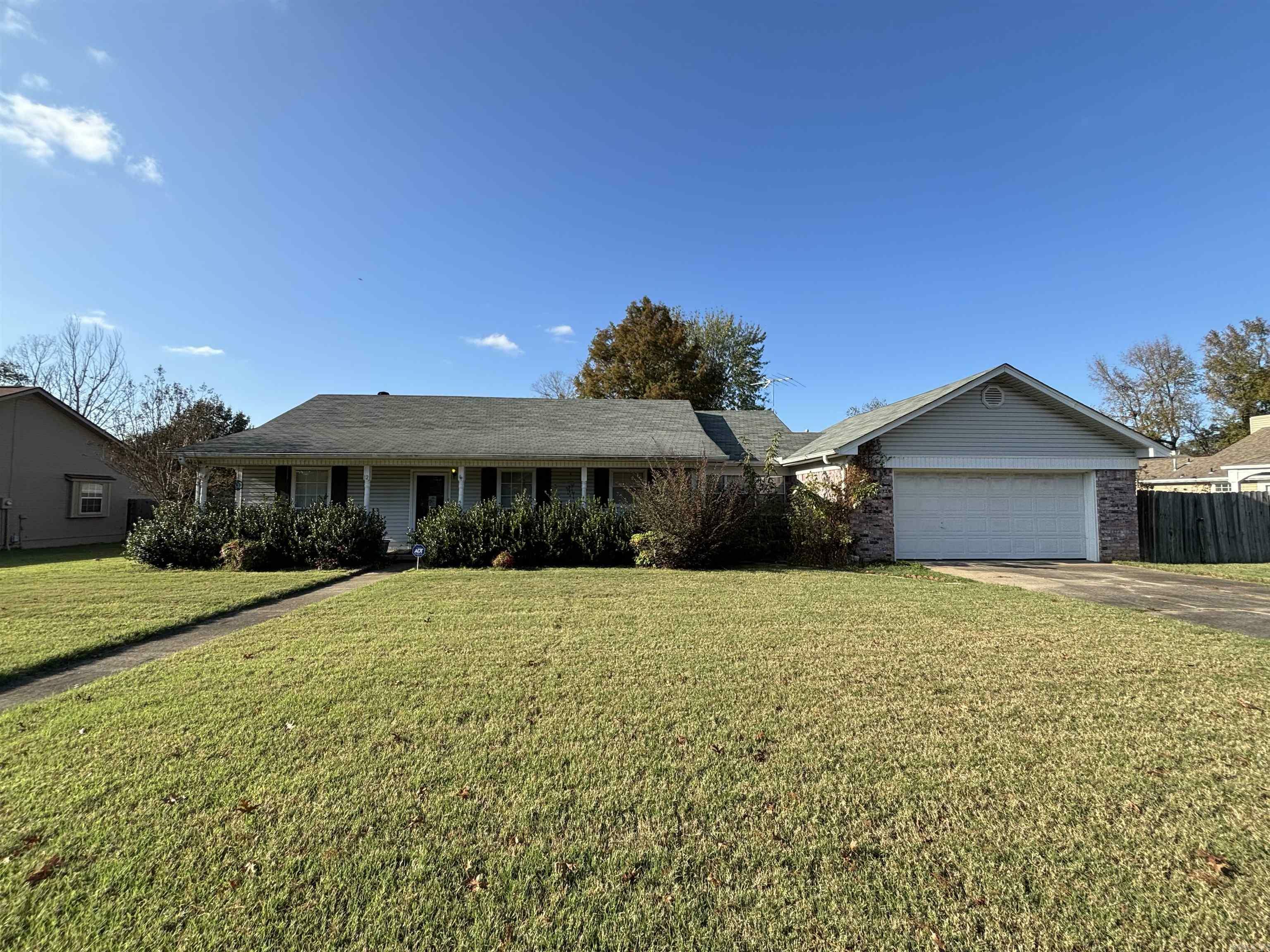 Property Photo:  12 Tripp Street  AR 72023 