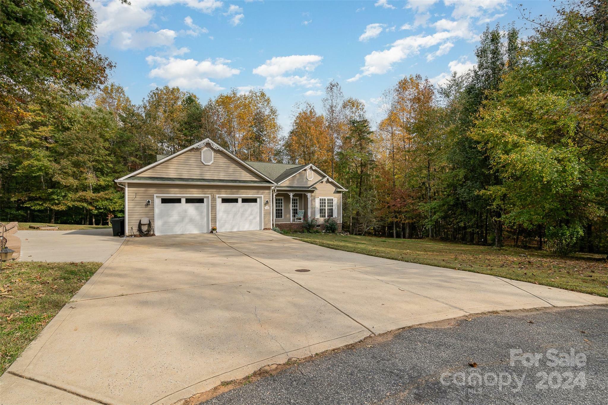 Property Photo:  3390 Seminole Drive  NC 28650 