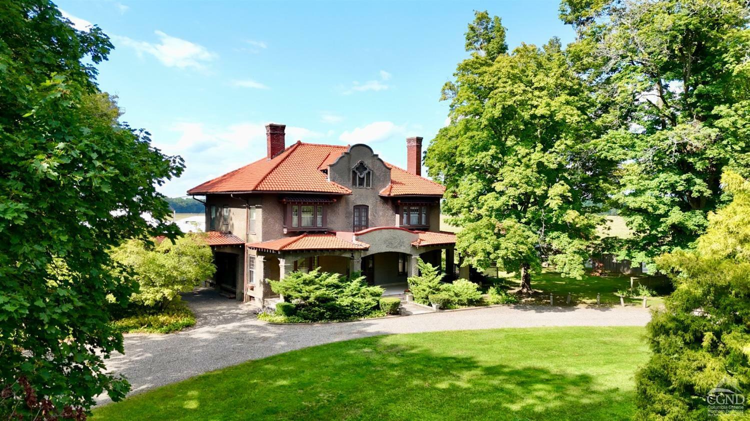 Property Photo: 2323 US Route 9 NY 12534