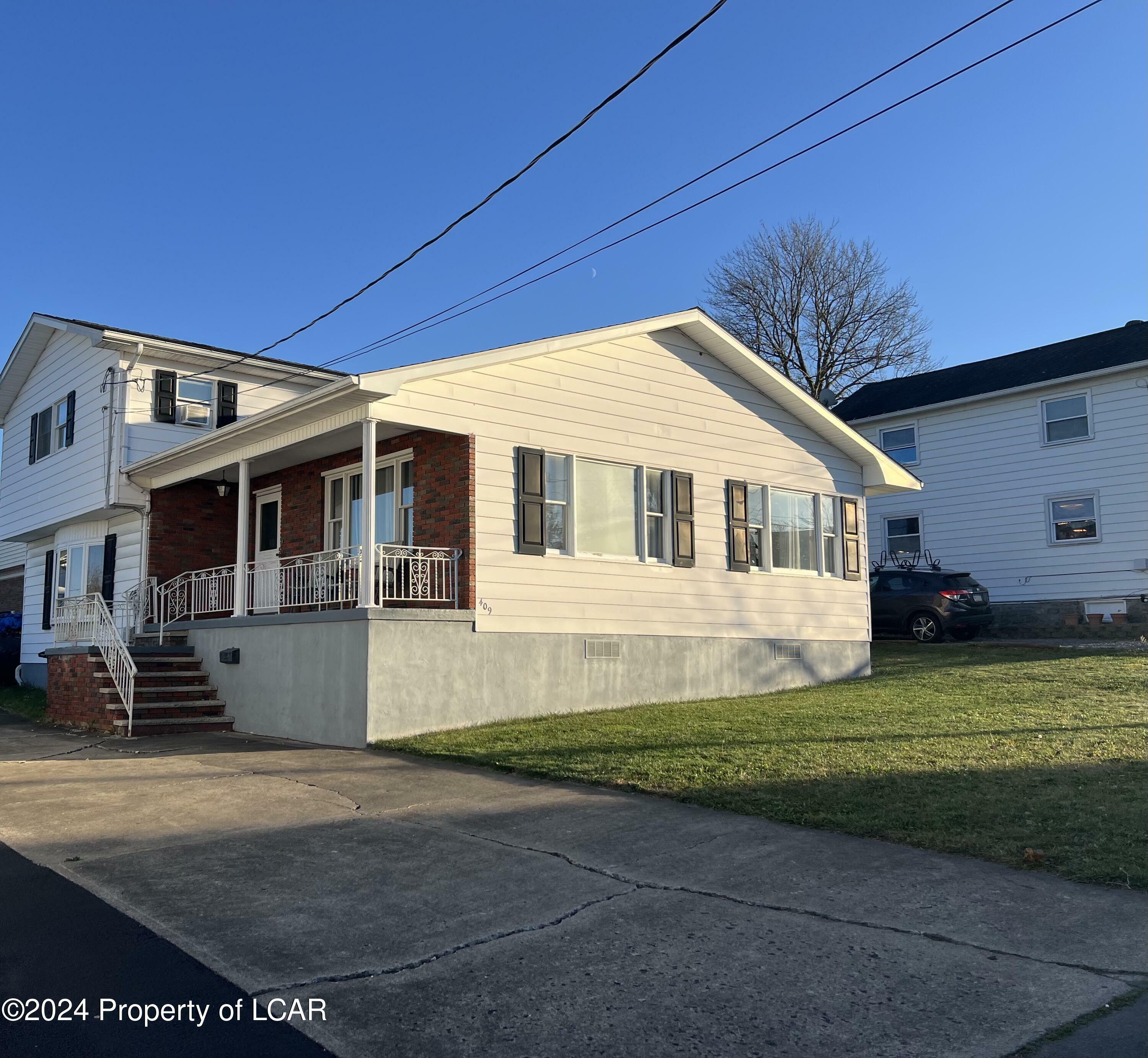 Property Photo:  409 Packer Street  PA 18641 