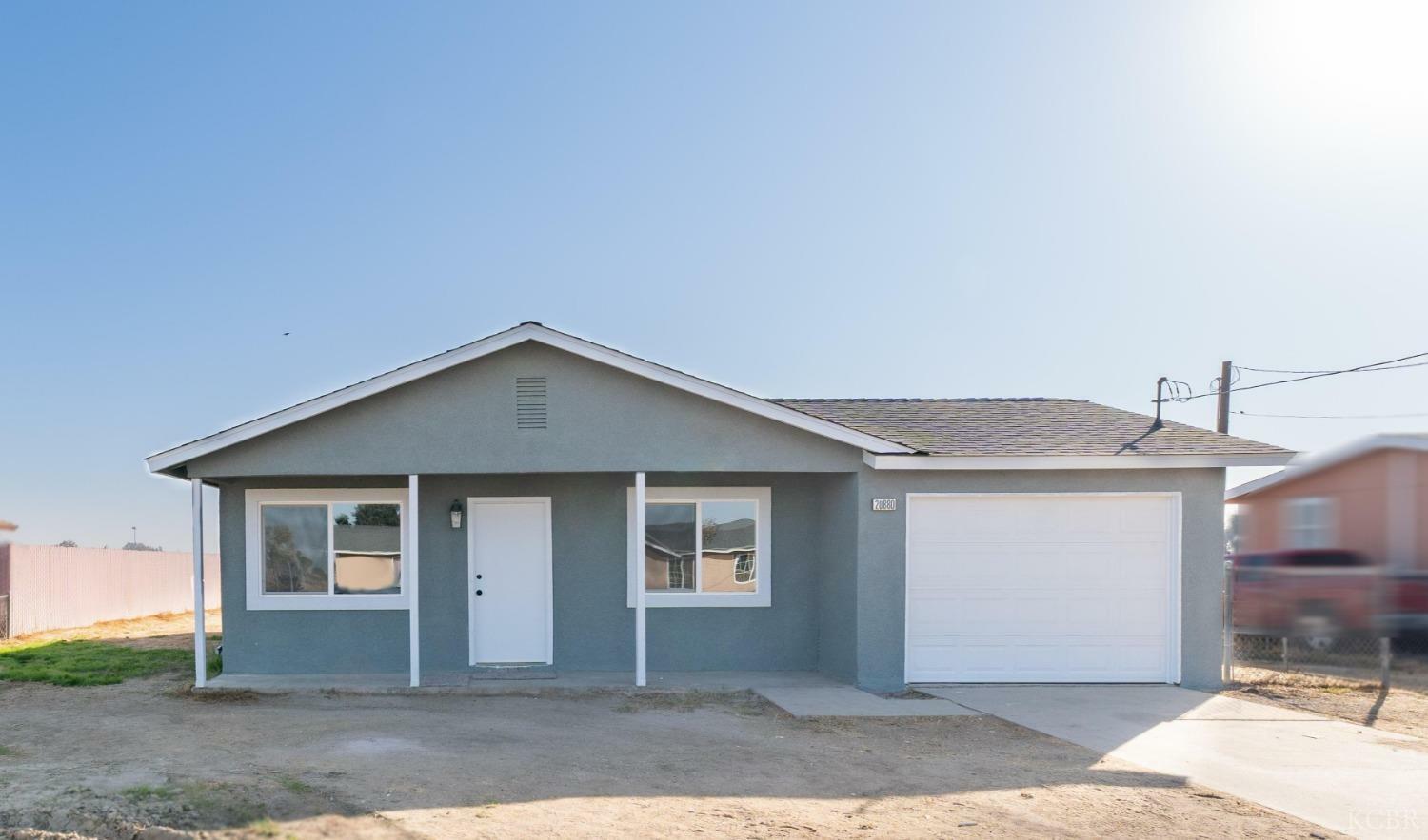 Property Photo:  20880 S Garfield Avenue  CA 93656 