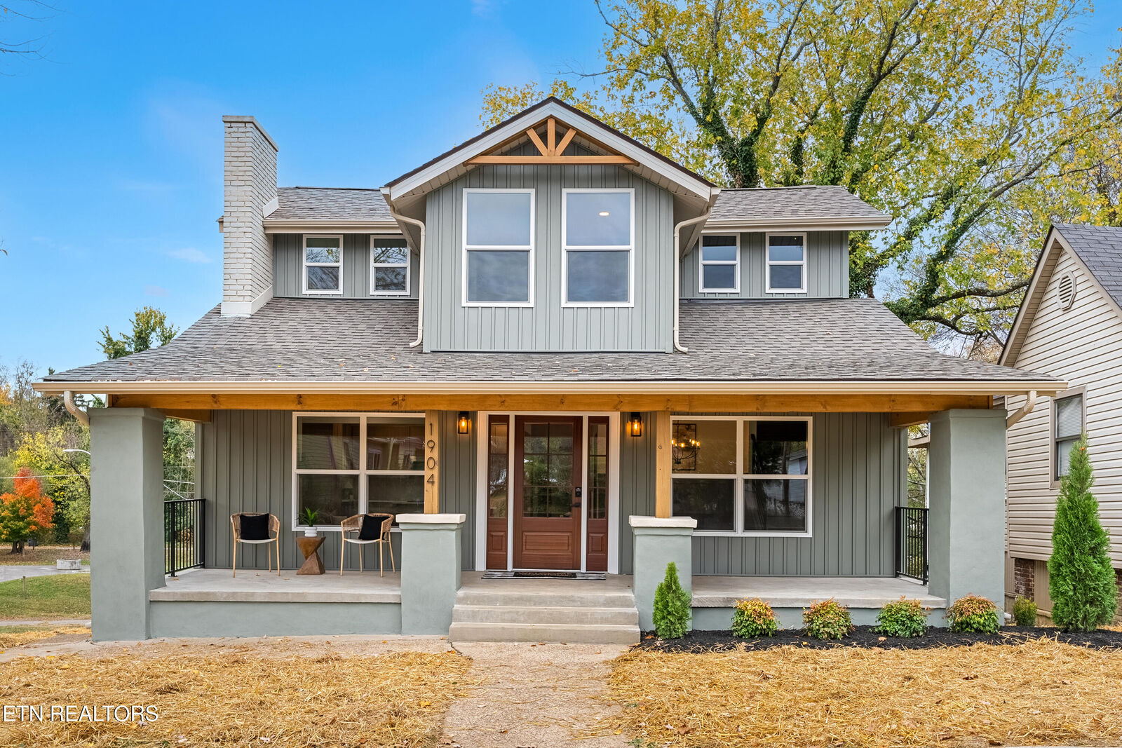 Property Photo: 1904 Woodbine Ave TN 37917