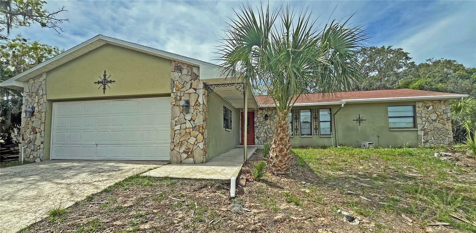 Property Photo:  123 Galiano Court  FL 34606 