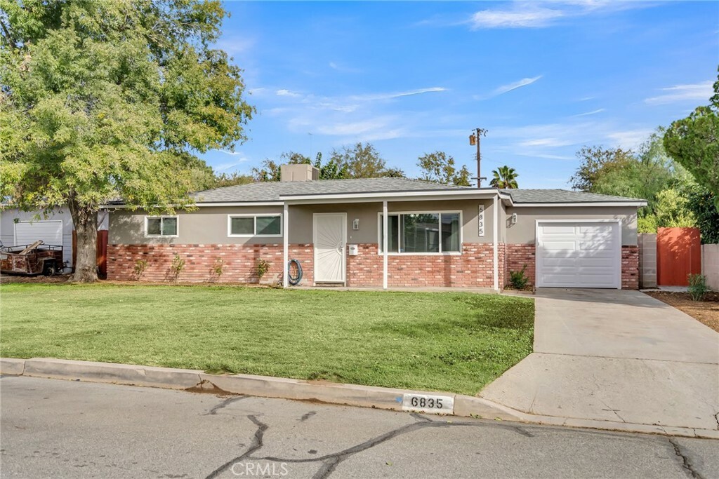 Property Photo:  6835 Golondrina Drive  CA 92404 